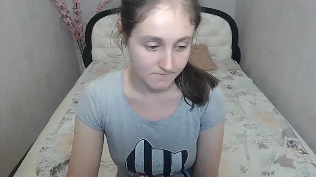 Holliy_Cooper webcam