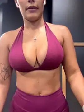 Risky_Workouts webcam