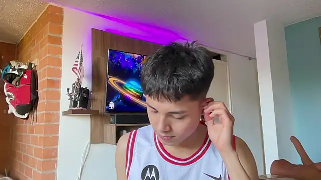 Andy_Belier23 live cam on StripChat