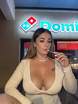 isabellaetthan (F young) - MyPussyWantsToSayHi!+Snap + Vid