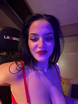 LunnaVey webcam