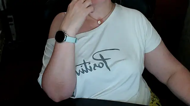 AlisaHot55 webcam