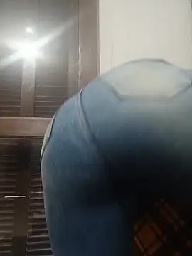 Lupita_sol live cam on StripChat