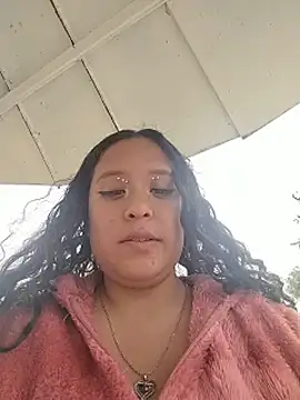 You-sexy-starr live cam on StripChat
