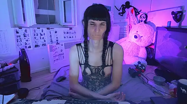 CeriseLapine webcam