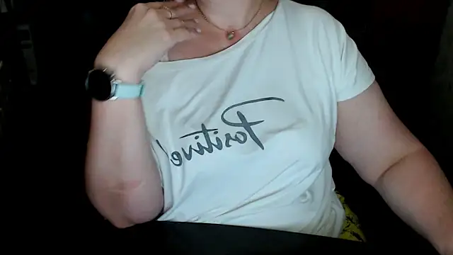 AlisaHot55 webcam