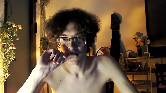 LovesomeCookie webcam