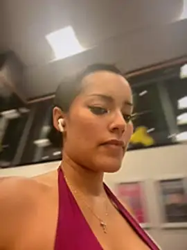 Risky_Workouts webcam