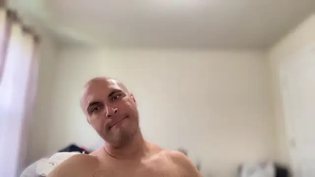 SluggishChase99 webcam