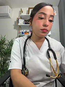 MiaCamille_ webcam