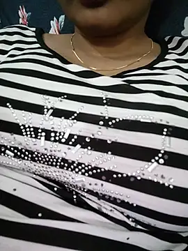 sexy_dimple_bhabi live cam on StripChat