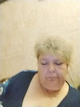 Julia1505 webcam