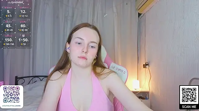 bae_cake_ webcam