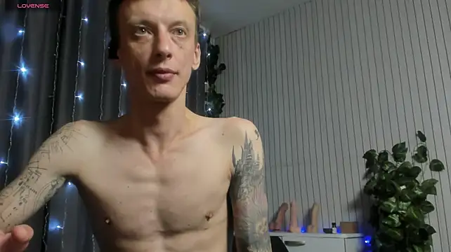 James2Inked webcam