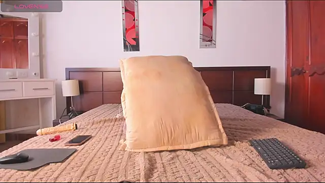 MiaMarin_hot webcam