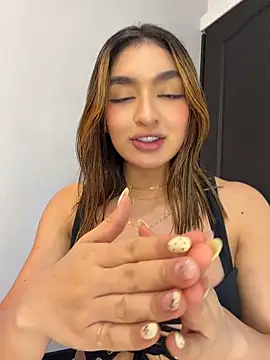 jenn_fit (F teen) - MASSAGE MY TITS WITH SALIVA