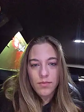 Luna_Lynn webcam