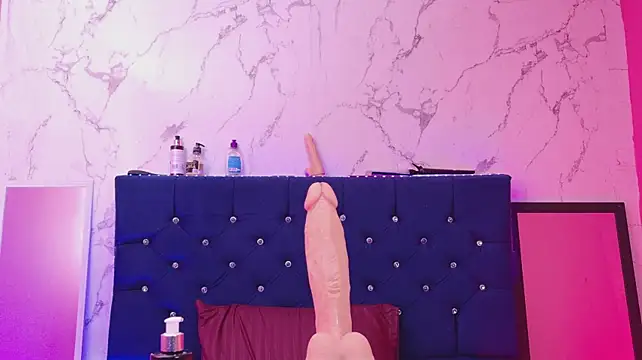 Dakotaa_Johnson webcam