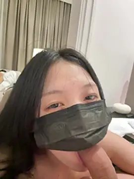Alinw1144 live now