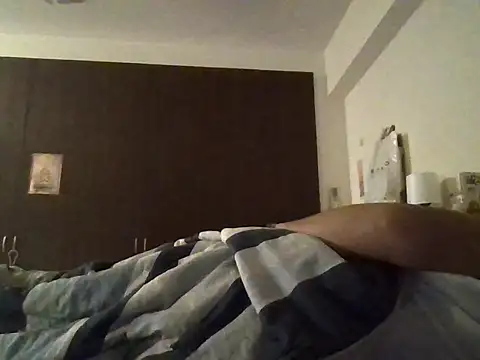 ilove90123 live cam on StripChat
