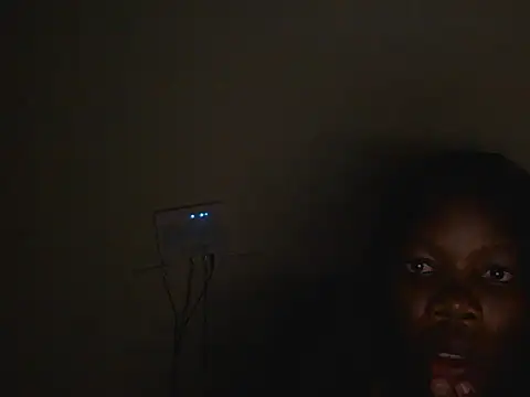 pookie_smiles webcam