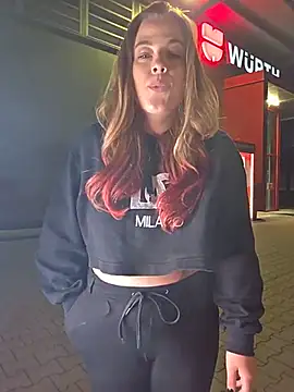 Luna_Lynn