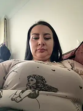 Abril_Luv webcam