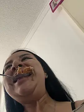 Abril_Luv webcam