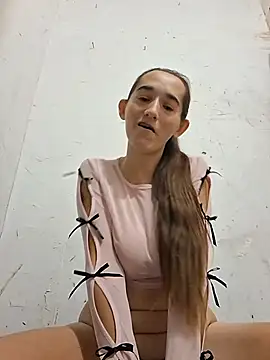sodacherry live cam on StripChat