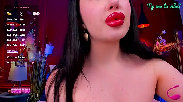 mayzzie (F young) - naked doggy & spank ass