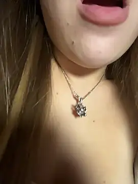 Liza_risky webcam