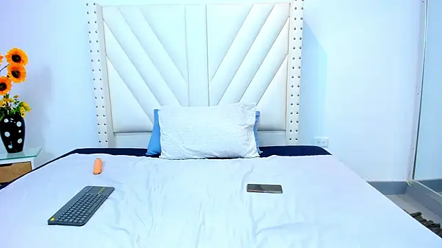 Paulynavera webcam