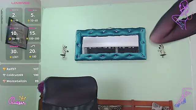 _Victoria_Jones_ webcam