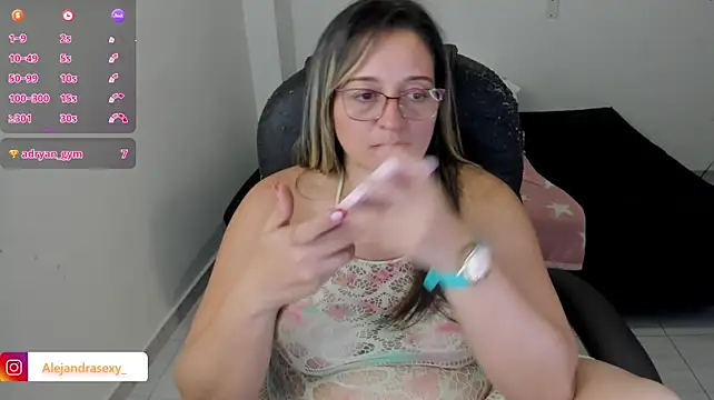 alejandra_milf_ webcam