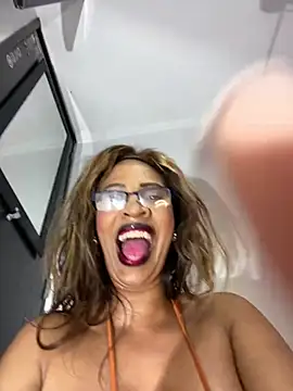 ebonnygoods webcam