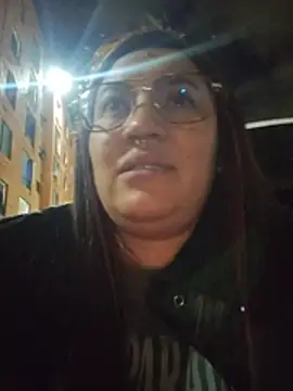 samm_curvy