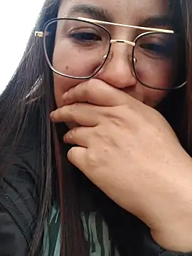 samm_curvy webcam