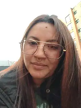 samm_curvy webcam