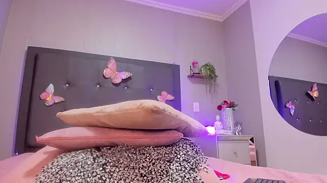 emma_lye webcam