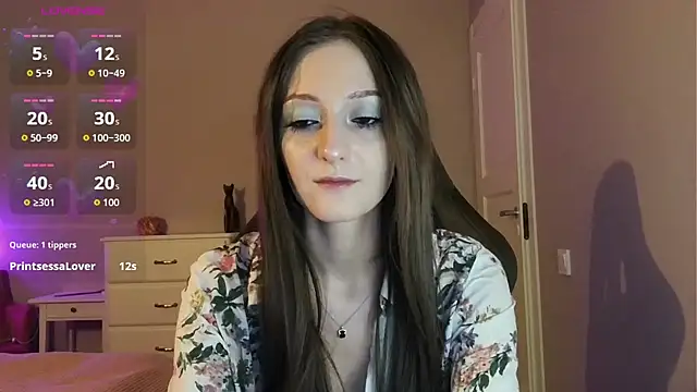 white_liillyy webcam