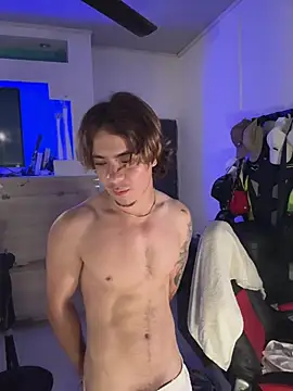 AngelLatinBoy webcam