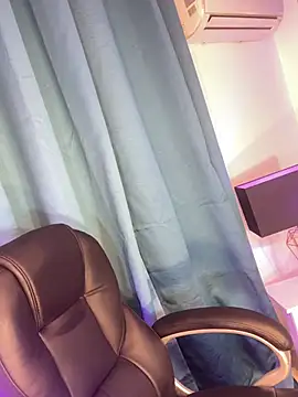 Keira_Fox31 webcam