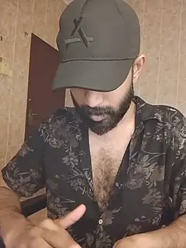 Mallukiran live cam on StripChat