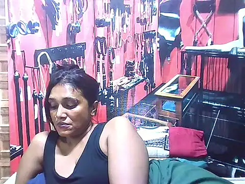 IndianSexyLady20 webcam