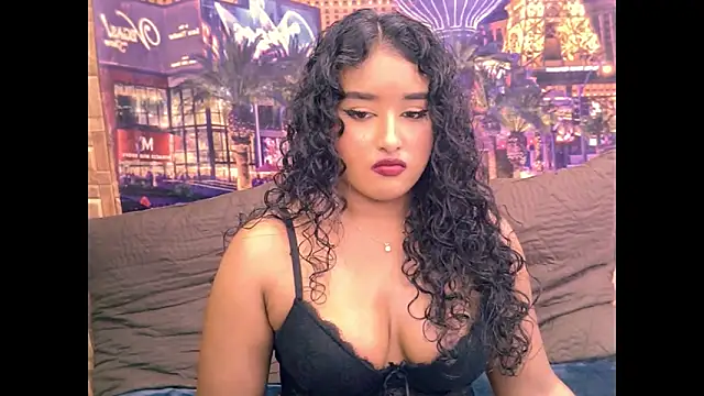 IndianAngel4u live cam on StripChat