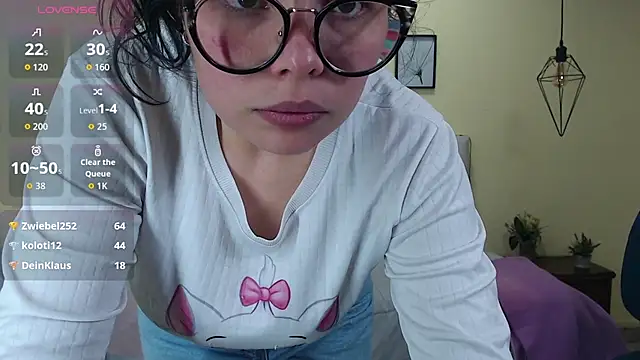 Megan_05_ webcam