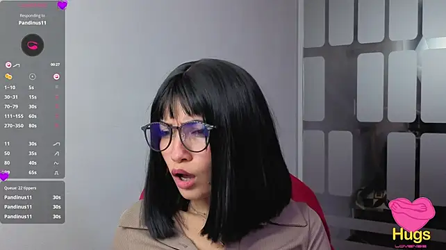 chloehanna webcam