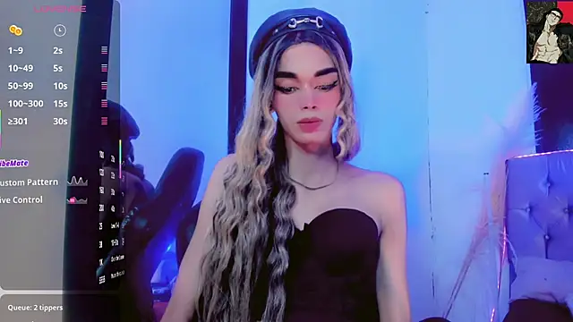 cami_valkyrie webcam