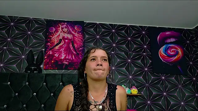 Sharlotshh webcam