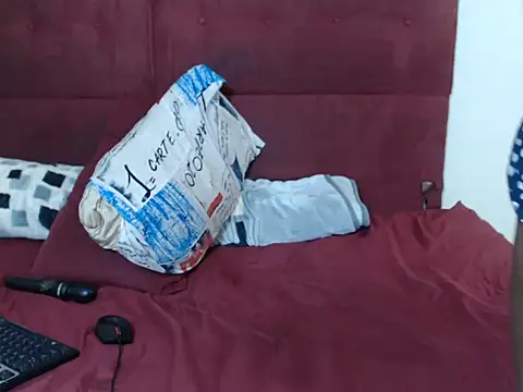 SweetThickEbony01 webcam